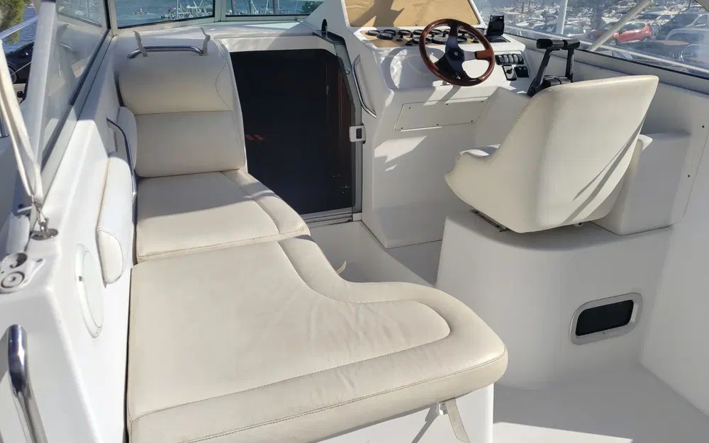 slider 6 Beneteau Ombrine 900