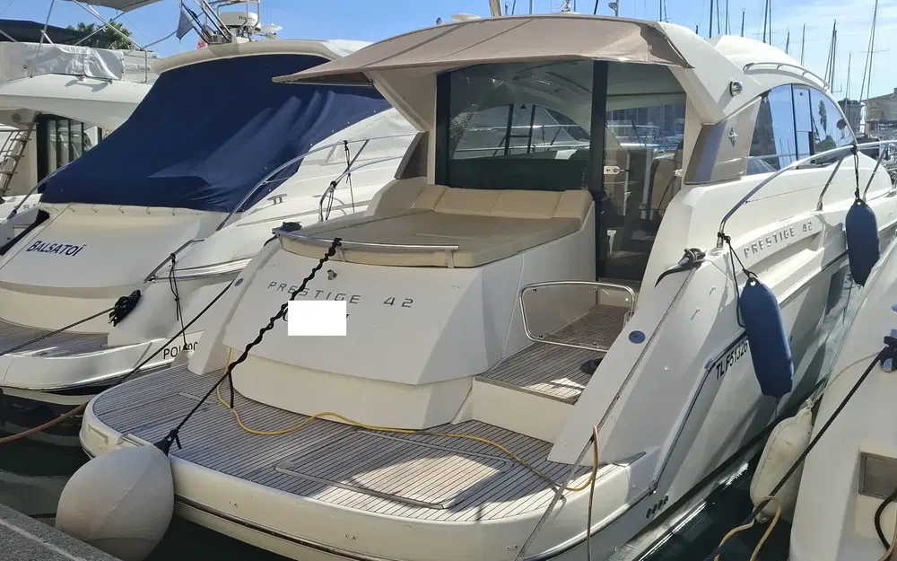 slider 0 Jeanneau Prestige 42