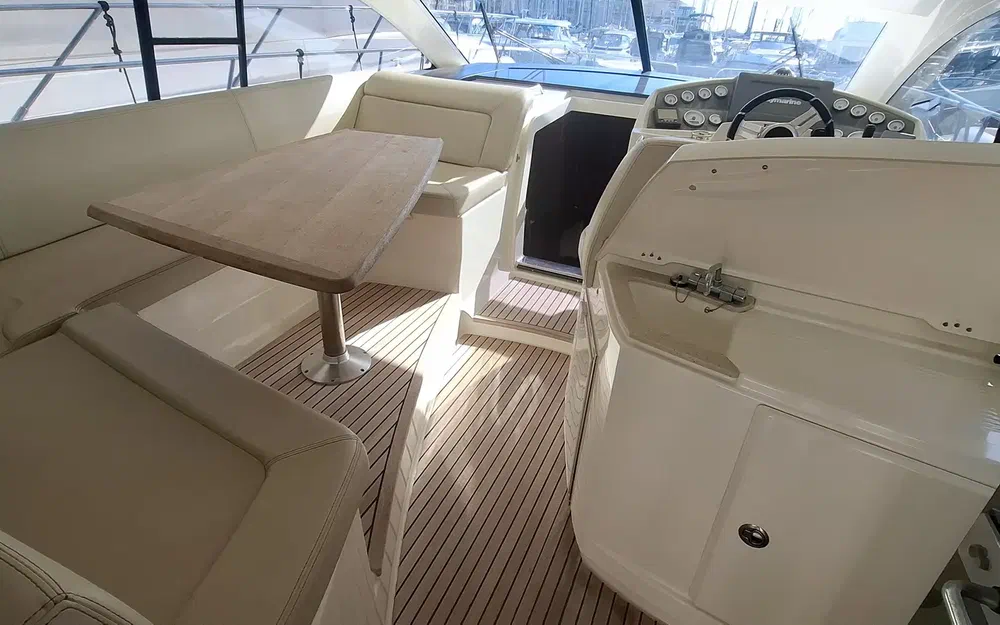slider 9 Jeanneau Prestige 42