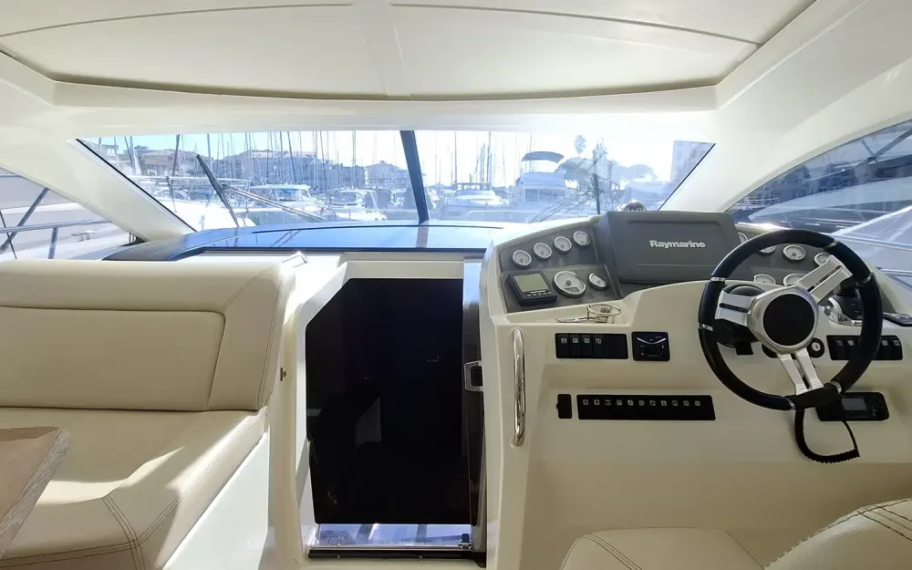 slider 12 Jeanneau Prestige 42 S