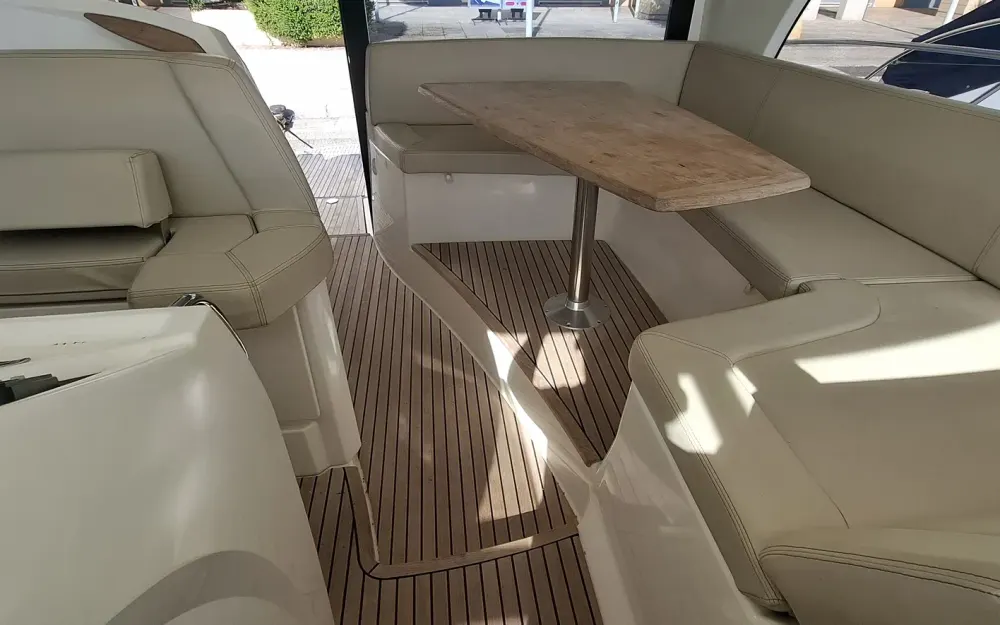 slider 18 Jeanneau Prestige 42 S