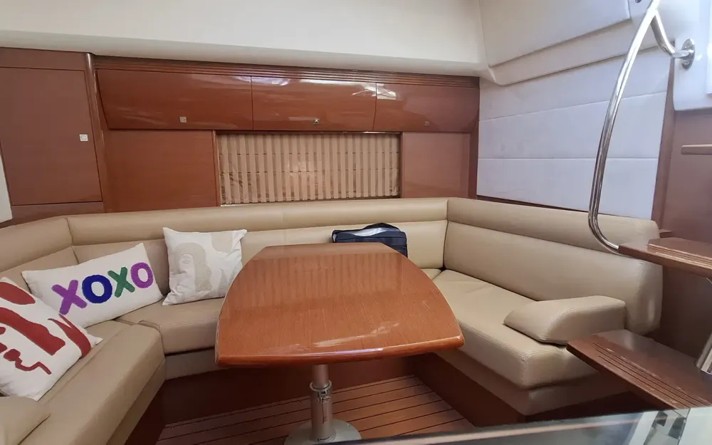 slider 23 Jeanneau Prestige 42 S