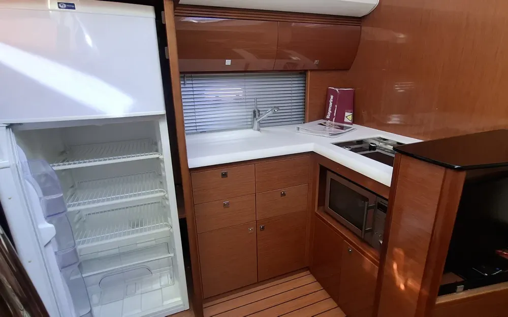 slider 32 Jeanneau Prestige 42 S