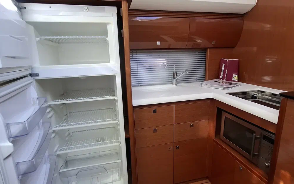 slider 33 Jeanneau Prestige 42