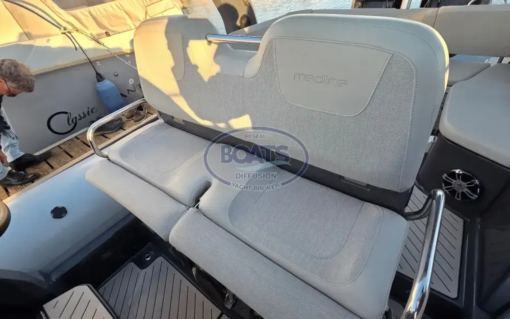 slider 5 Zodiac Medline 9