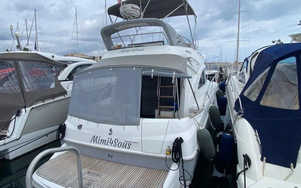 slider 0 Beneteau Antares 36