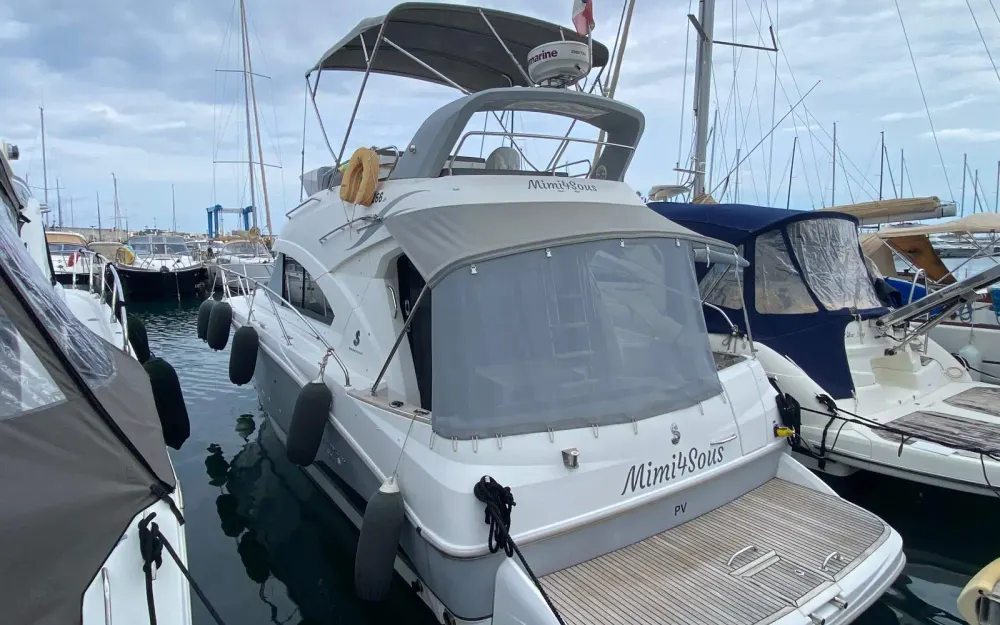 slider 1 Beneteau Antares 36