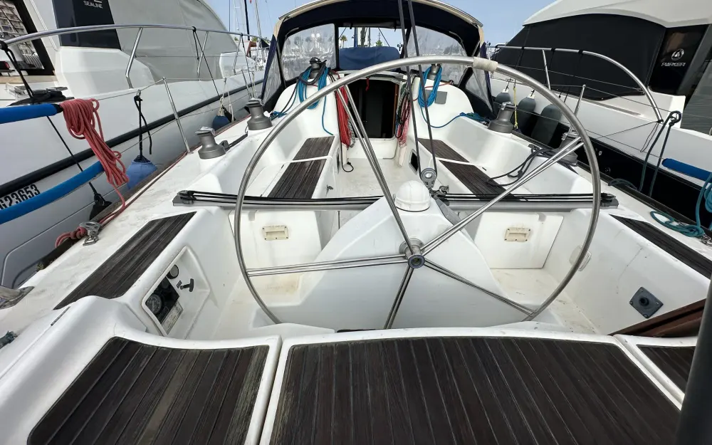 slider 23 Beneteau First 40.7