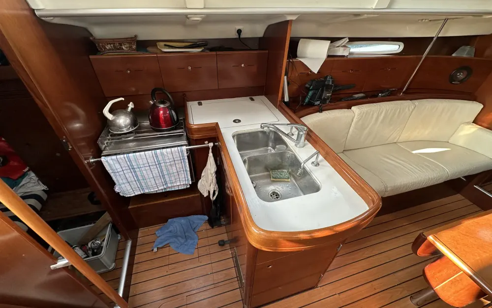 slider 27 Beneteau First 40.7