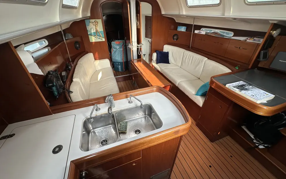 slider 38 Beneteau First 40.7