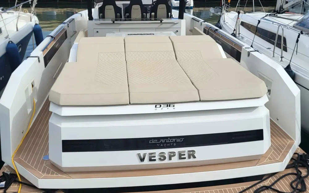 slider 0 De Antonio Yachts D36 Open