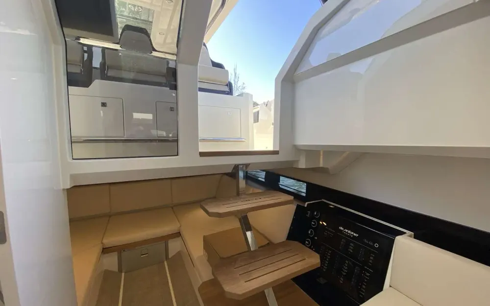 slider 5 De Antonio Yachts D36 Open