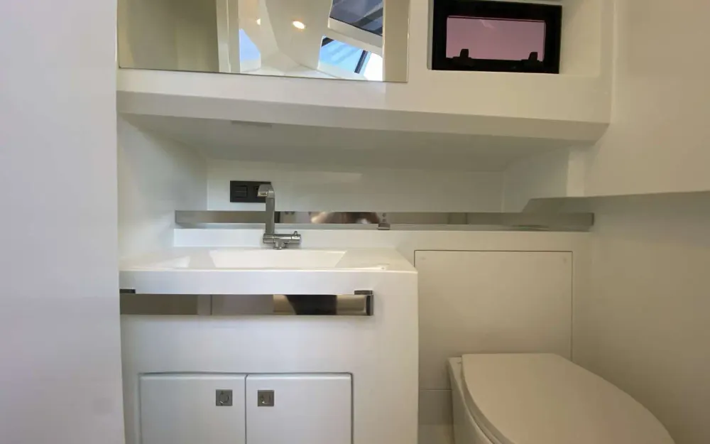 slider 7 De Antonio Yachts D36 Open