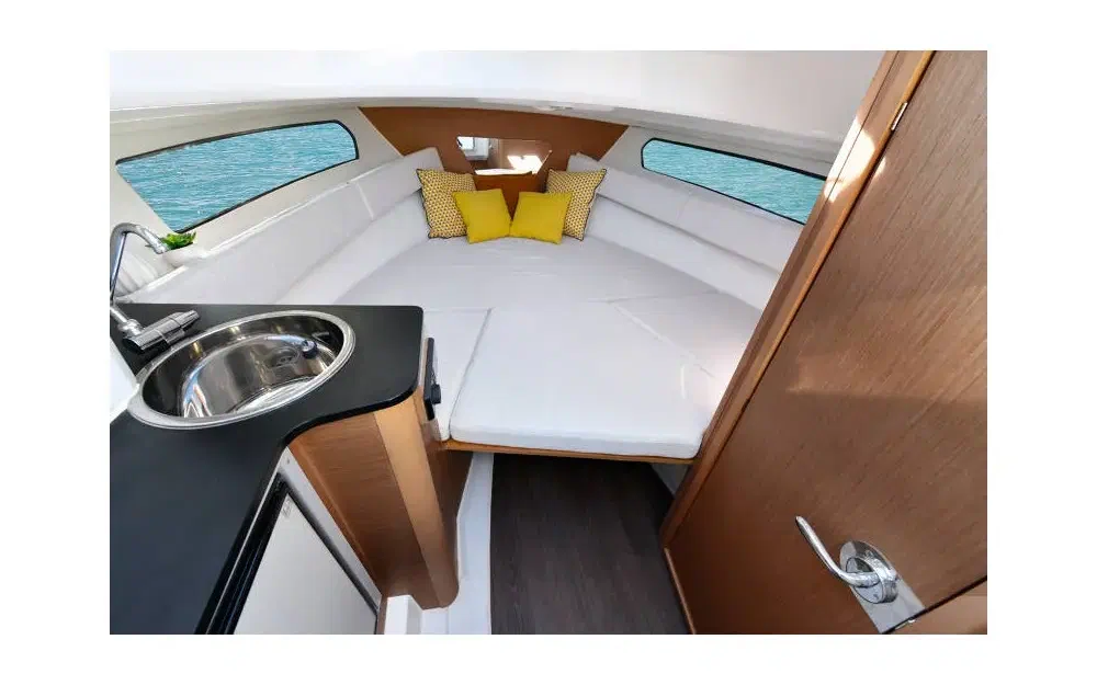 slider 6 Jeanneau Cap Camarat 7.5 WA
