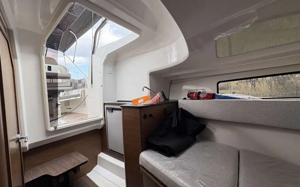 slider 8 Jeanneau Cap Camarat 7.5 WA