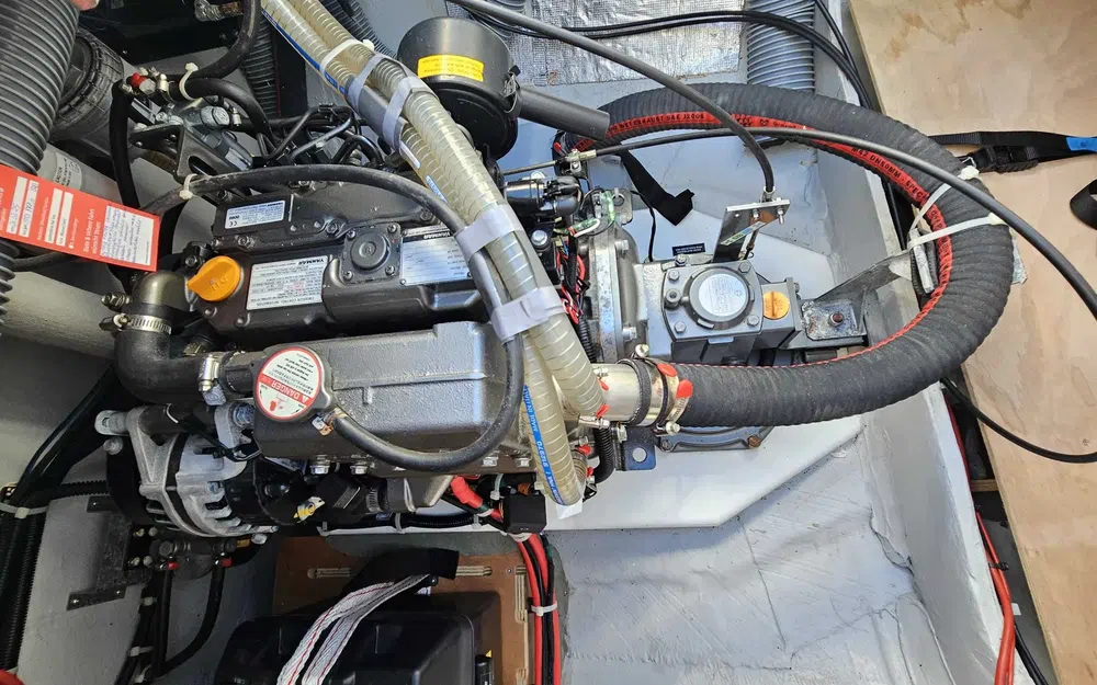 slider 14 Beneteau Excess 11