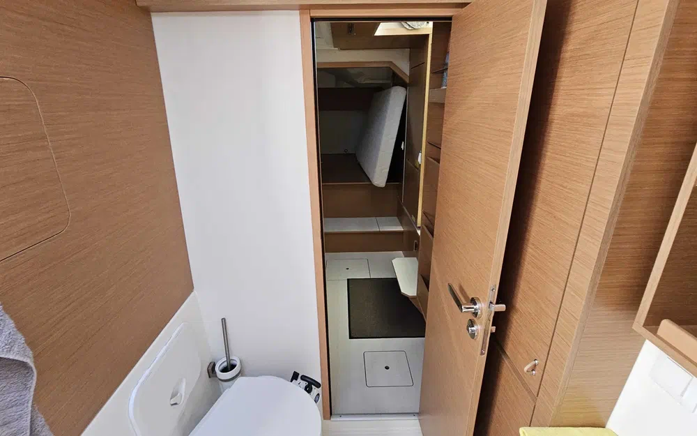 slider 17 Beneteau Excess 11