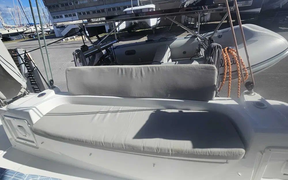 slider 5 Beneteau Excess 11