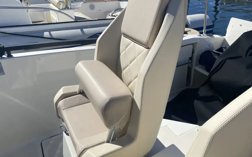slider 5 Quicksilver Activ 805 Open