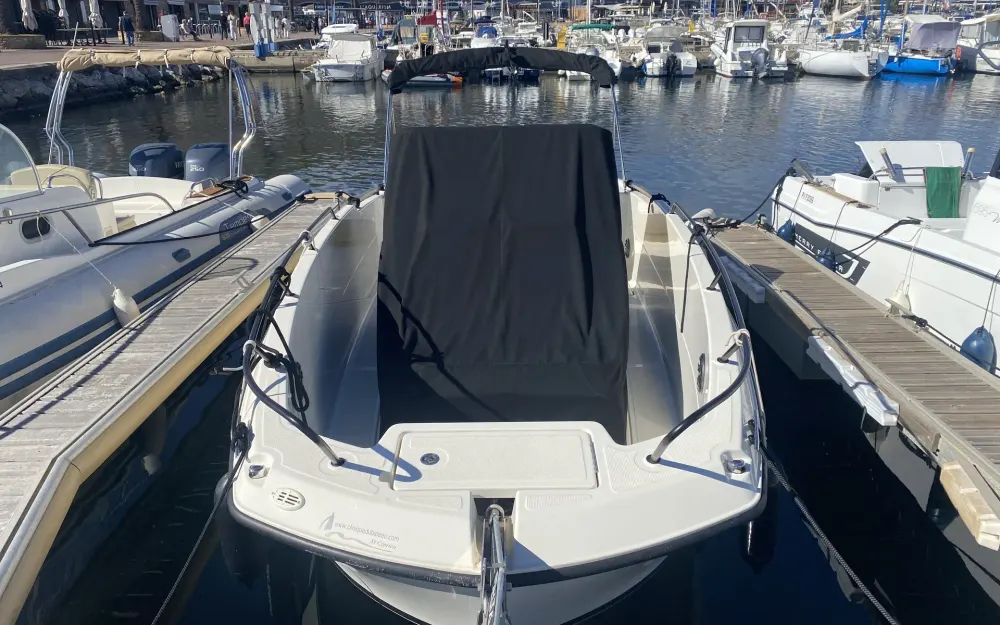 slider 19 Quicksilver Activ 805 Open