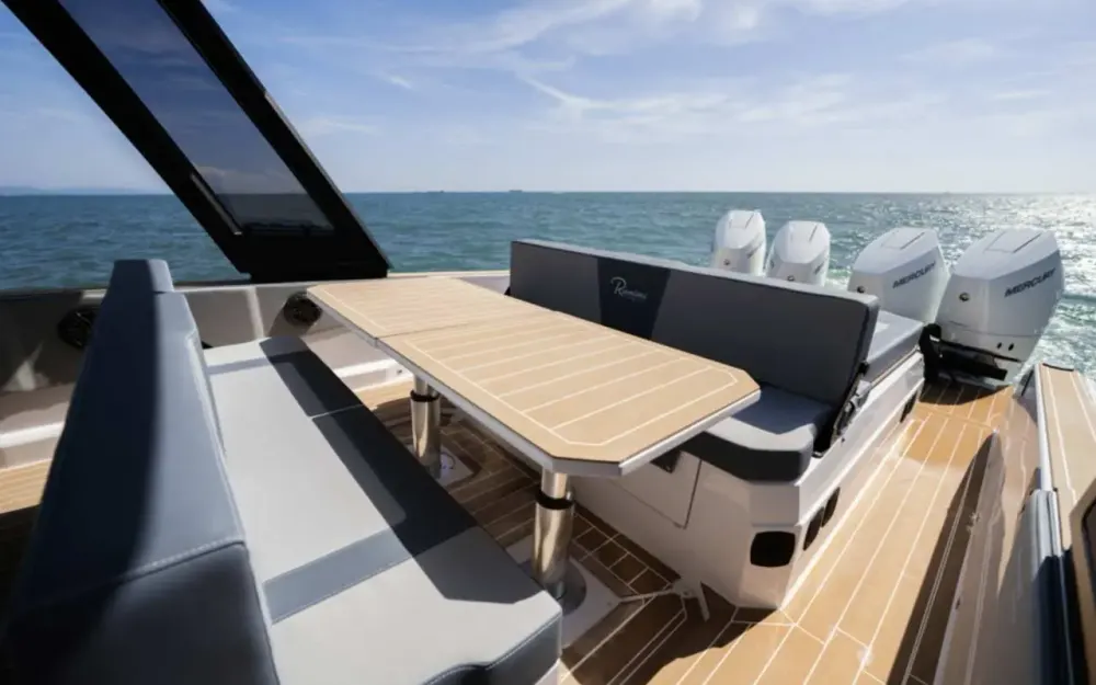 slider 4 Ranieri Cayman