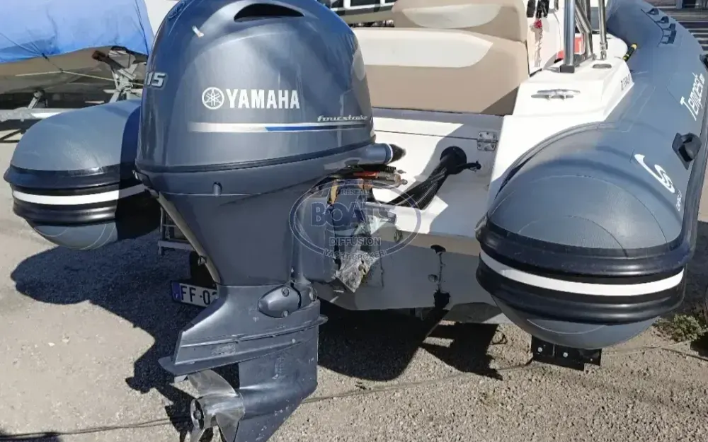 slider 6 Capelli Tempest 600