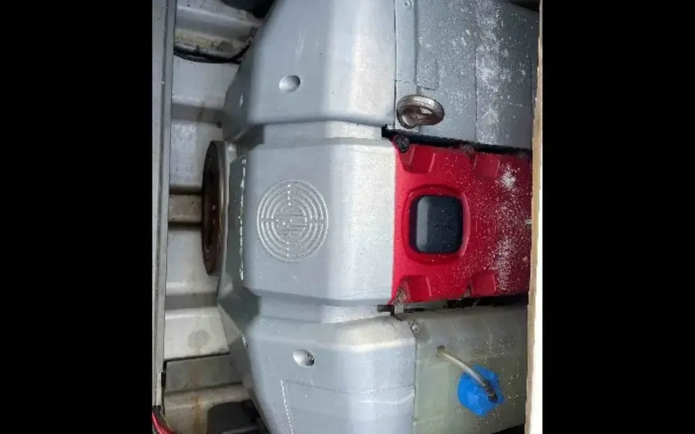 slider 12 Bellus  750