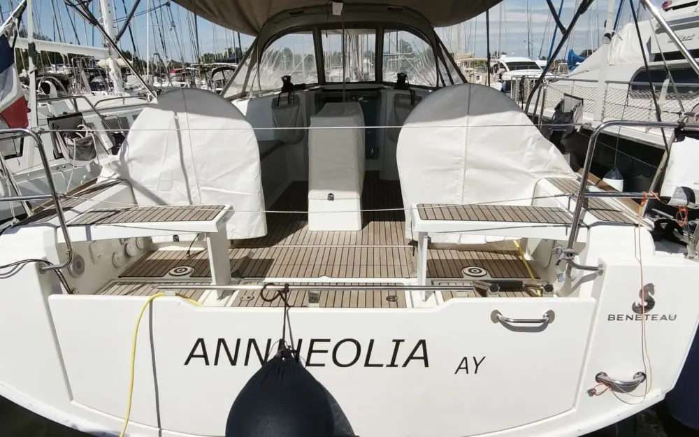 slider 16 Beneteau Oceanis 38.1