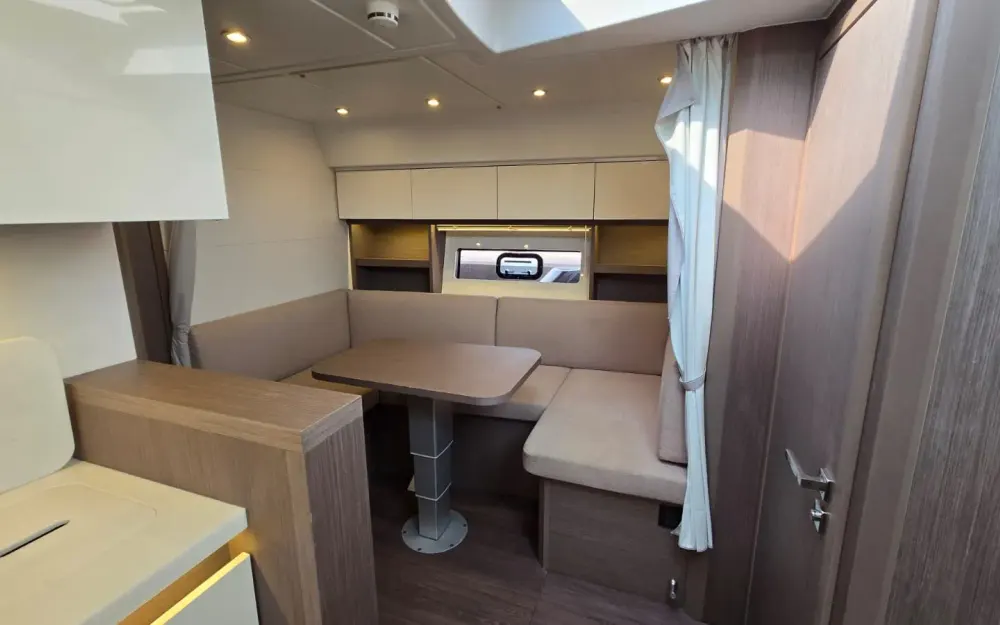 slider 9 Beneteau Gran Turismo 45