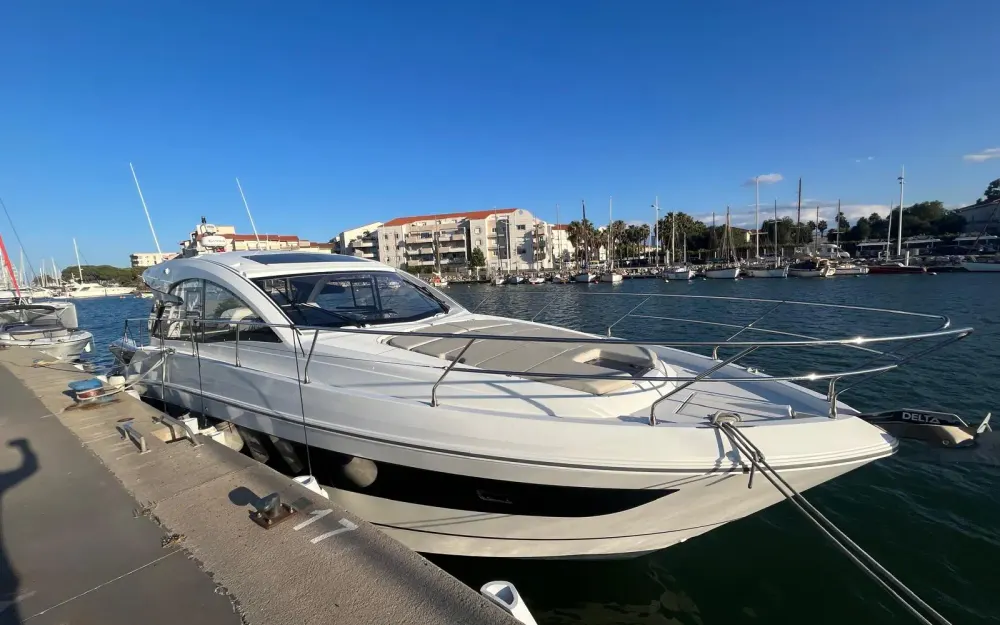 slider 2 Beneteau Gran Turismo 45