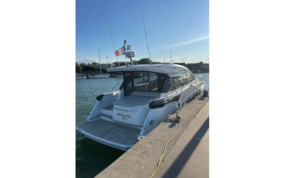 slider 3 Beneteau Gran Turismo 45