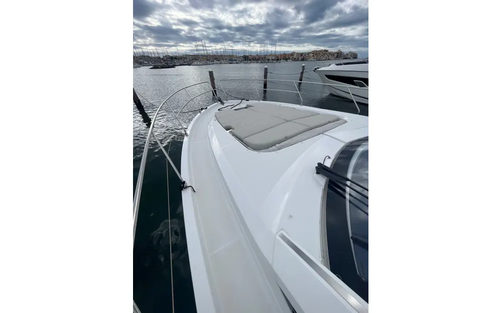 slider 5 Beneteau Gran Turismo 45