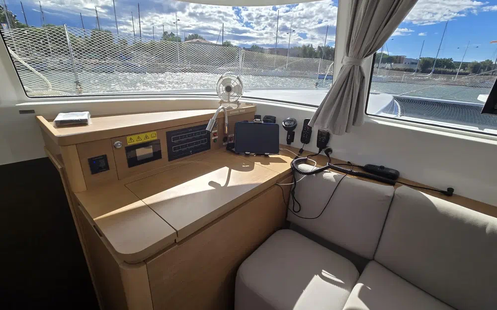 slider 10 Excess Catamarans Excess 14