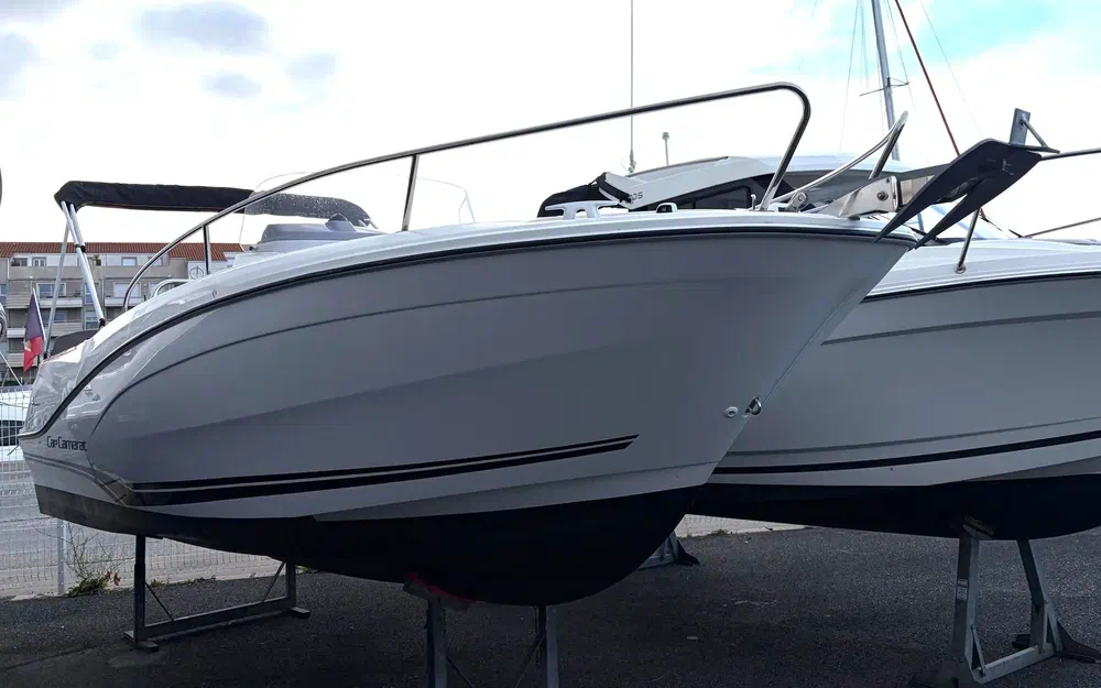 slider 4 Jeanneau Cap Camarat 6.5 CC
