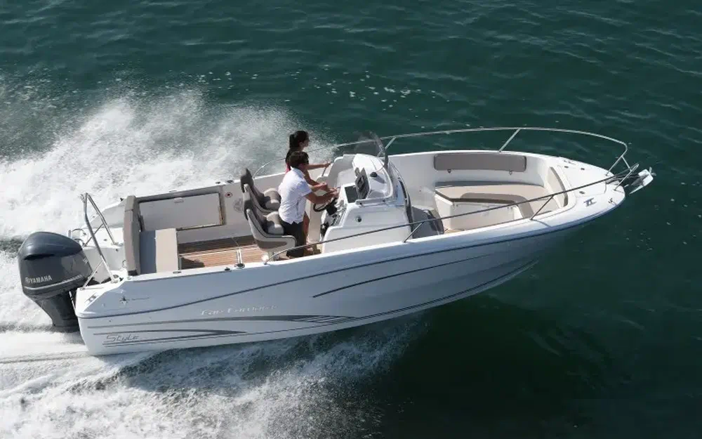 slider 1 Jeanneau Cap Camarat 7.5 CC