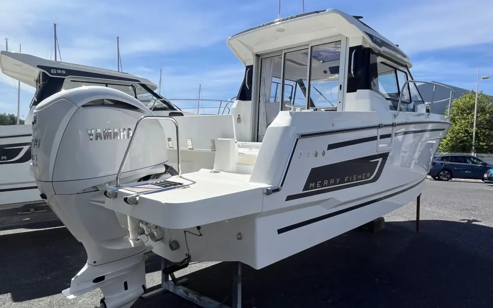 slider 0 Jeanneau Merry Fisher 795 Serie 2