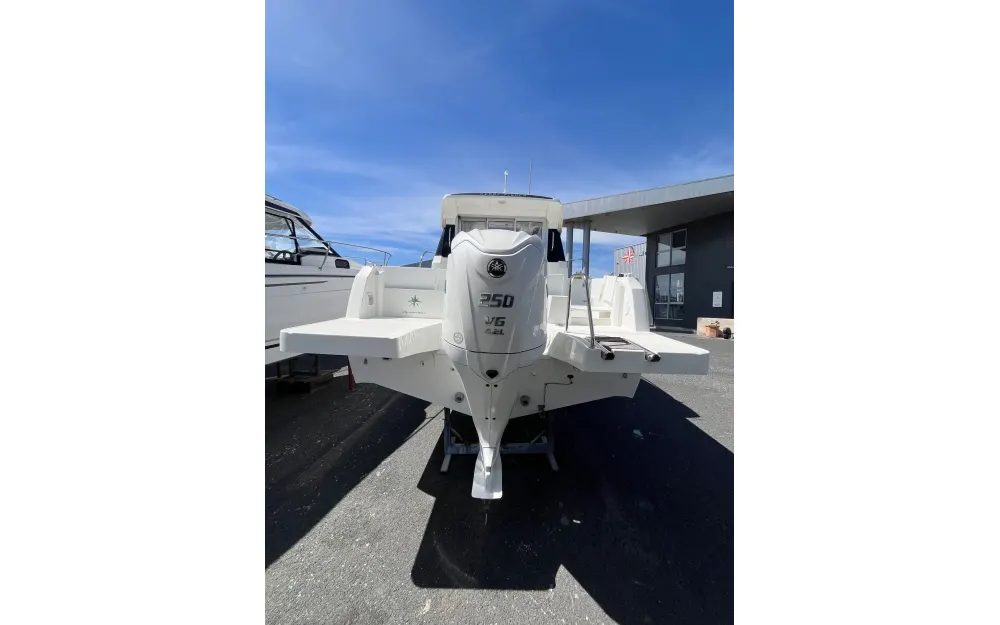 slider 1 Jeanneau Merry Fisher 795 Serie 2