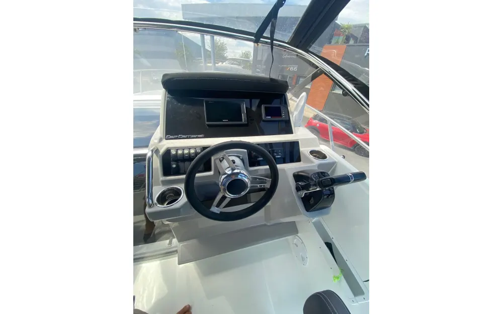 slider 9 Jeanneau Cap Camarat 9.0 WA