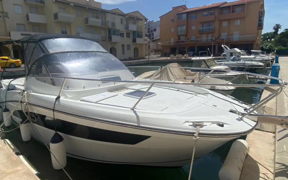 slider 4 Jeanneau Cap Camarat 9.0 WA