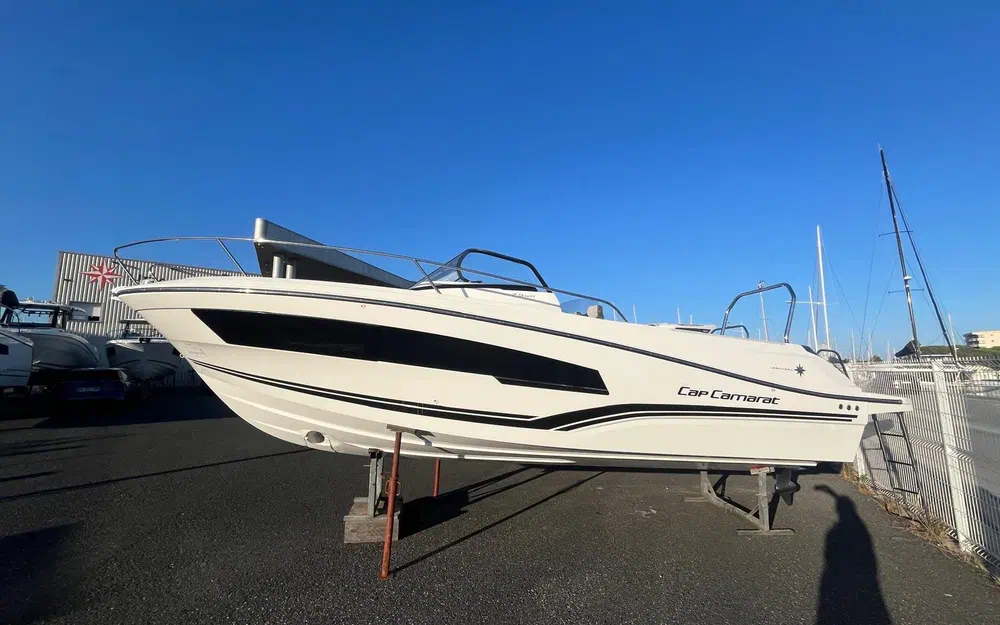 slider 0 Jeanneau Cap Camarat 7.5 WA