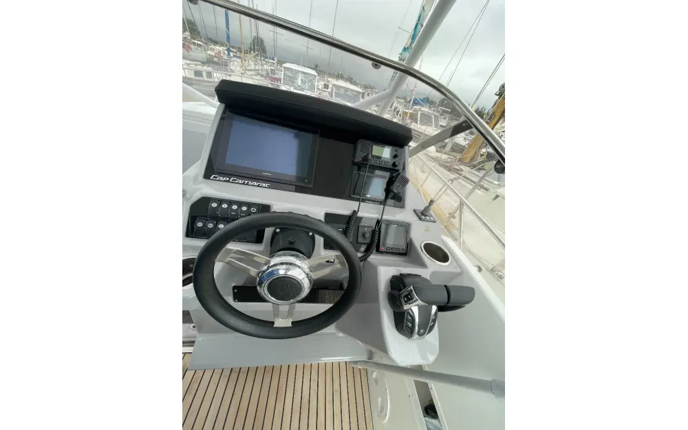 slider 8 Jeanneau Cap Camarat 9.0 WA