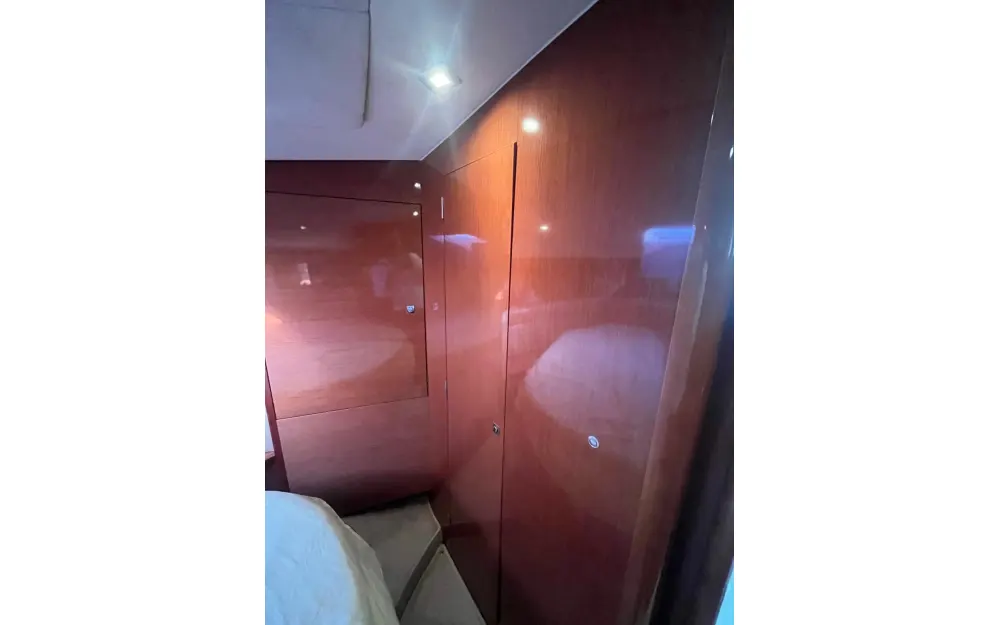 slider 11 Jeanneau Prestige 38 S