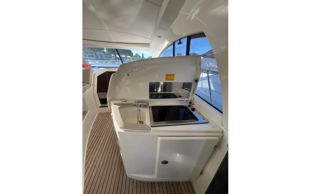 slider 13 Jeanneau Prestige 38 S