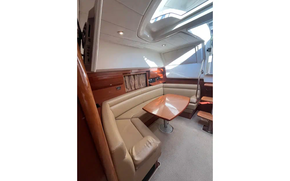 slider 8 Jeanneau Prestige 38