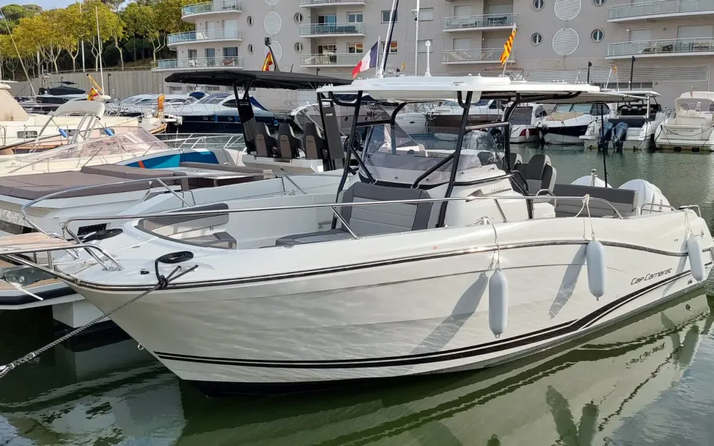 slider 0 Jeanneau Cap Camarat 9.0 CC