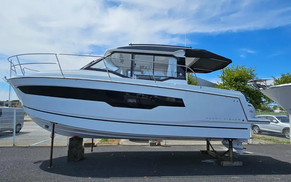 slider 1 Jeanneau Merry Fisher 895