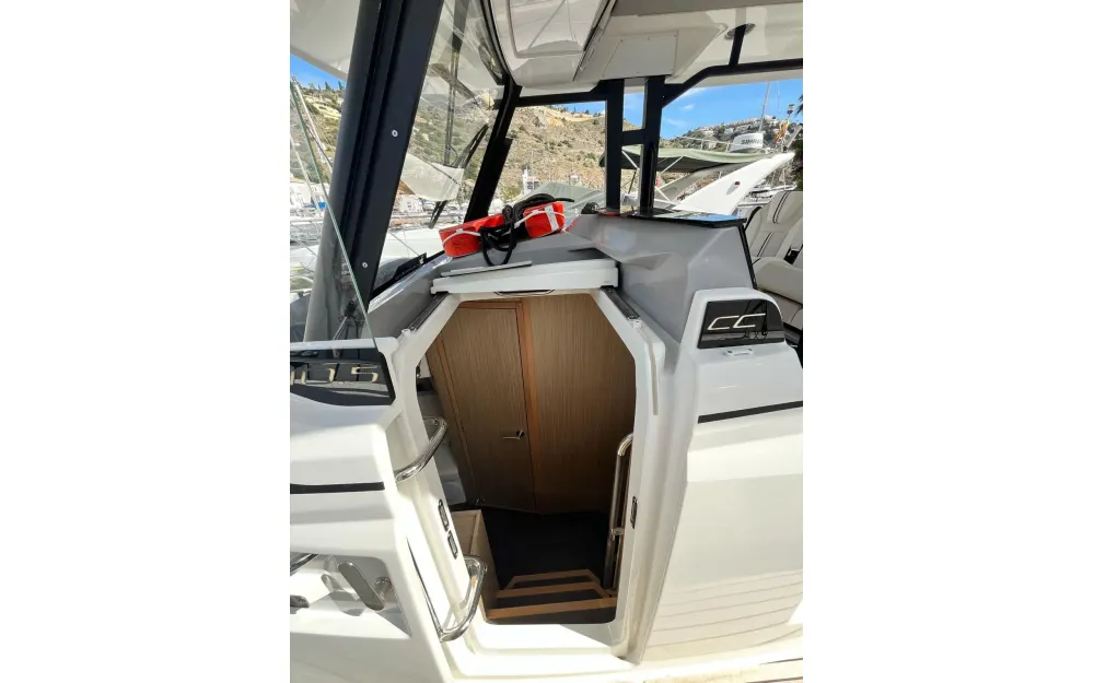 slider 5 Jeanneau Cap Camarat 10.5 CC