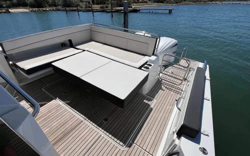 slider 3 Jeanneau Cap Camarat 10.5 Wa Serie 2