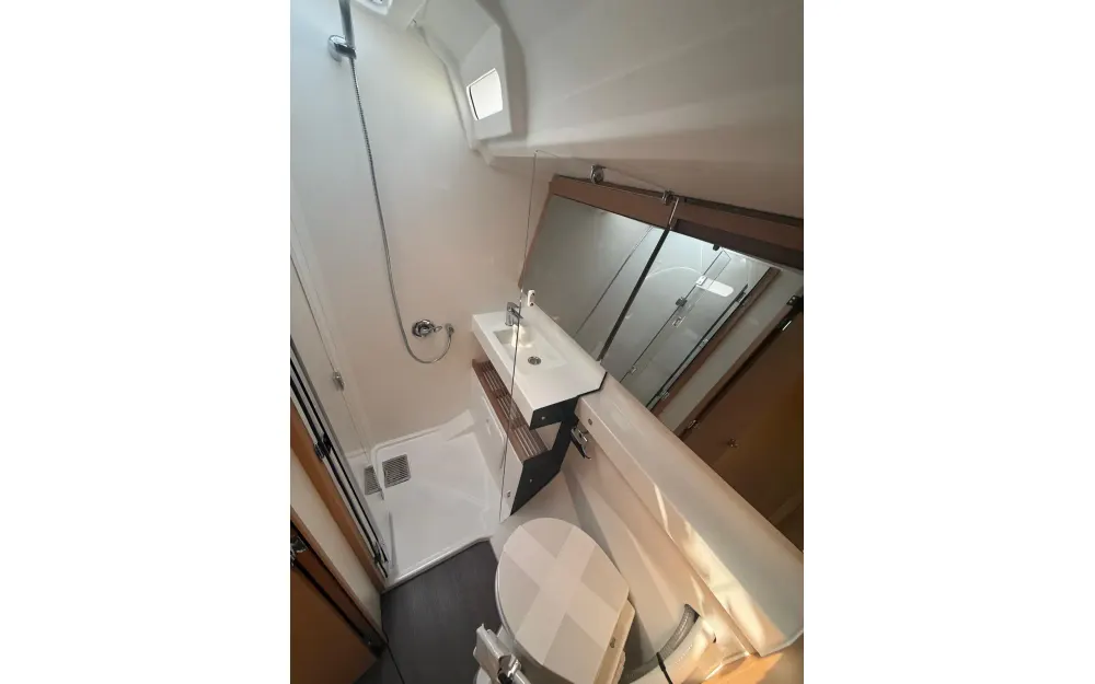 slider 5 Jeanneau Sun Odyssey 440