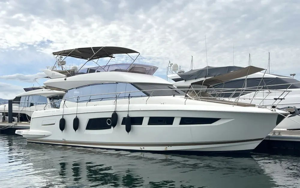slider 0 Jeanneau Prestige 500 Fly